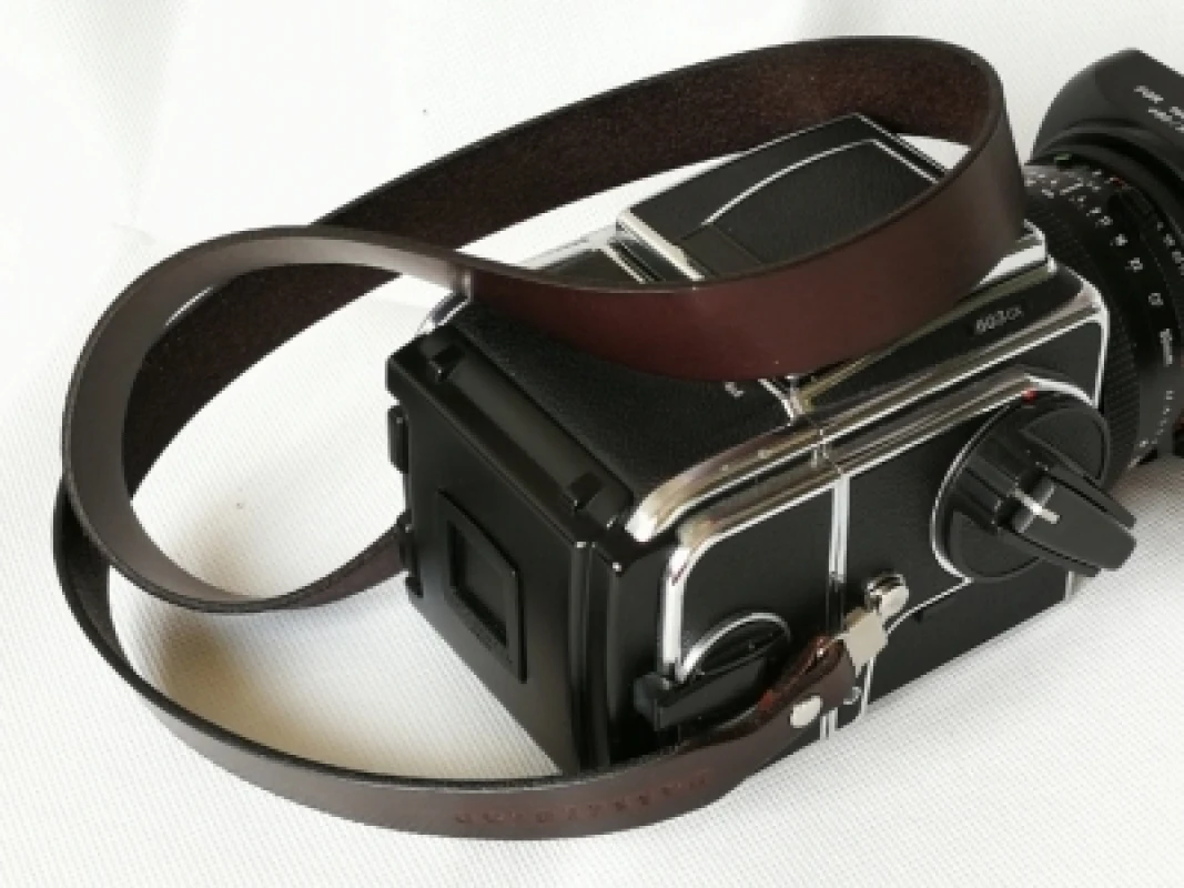 

For Hasselblad 500CM 501 503 CX CW Camera Neck Shoulder Strap Wrist Belt Wide Leather Neck Strap With Lugs Fits