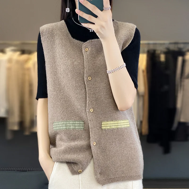 Autumn and winter new 100% pure wool square collar women's solid color loose cardigan Joker cashmere knit vest.