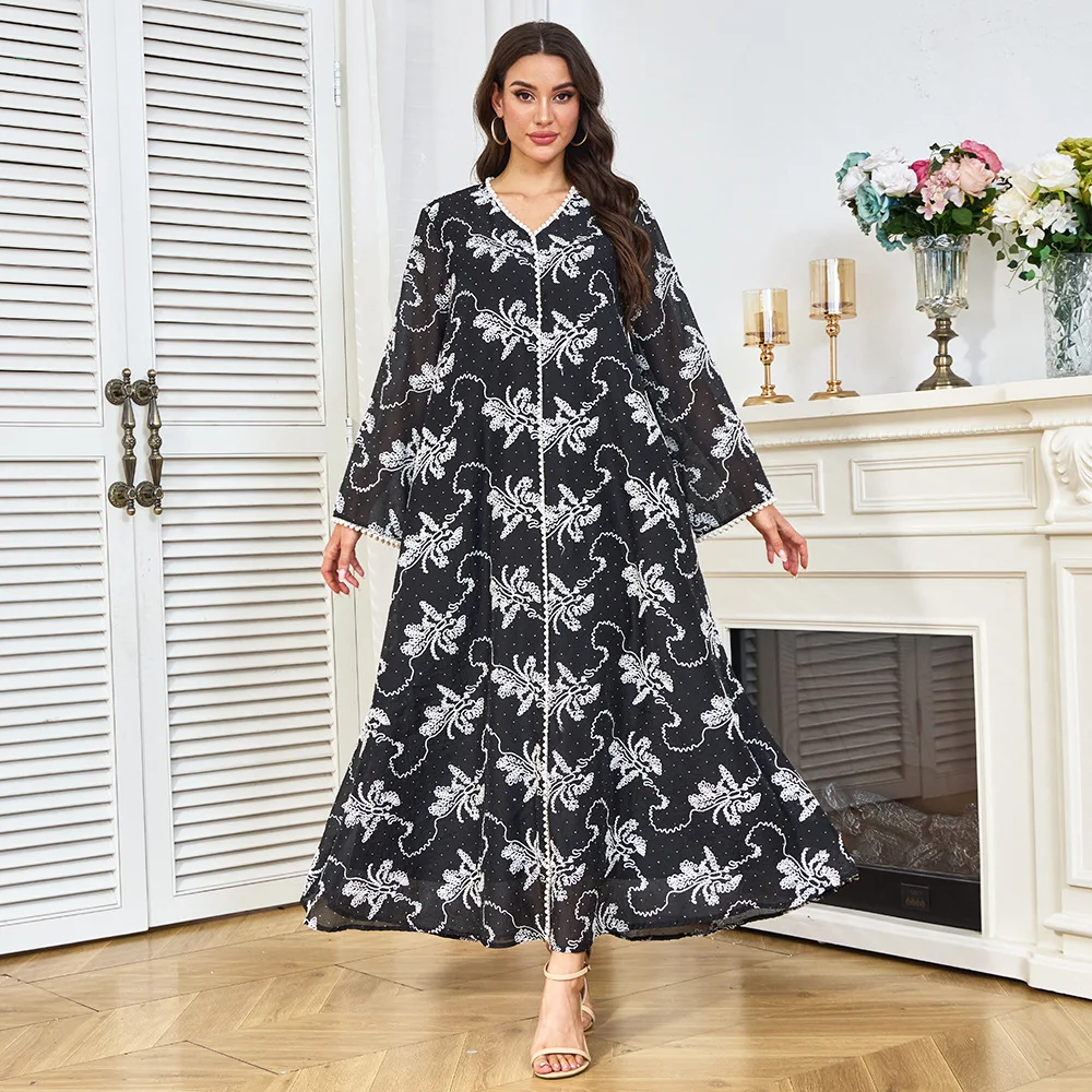 

Wholesale Muslim Women's Plus Size Abaya European American Middle Eastern Style Summer Polyester Embroidered Robe Big Hem Loose