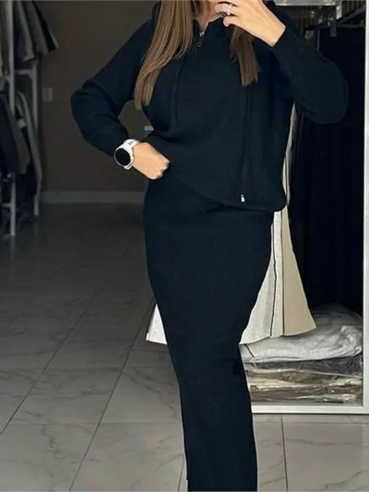Damesmode Casual rokset Herfst en winter Eenvoudige effen kleur Sweatshirt met lange mouwen en capuchon Slanke rok Tweedelige sets