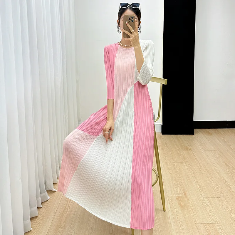 Miyake pleated dress women\'s 2023 autumn new fashion print high-end fashion round neck three-quarter sleeve elegant dresses