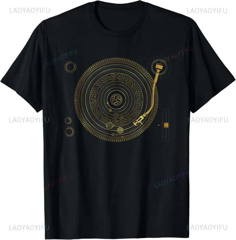 Space DJ Graphic Tshirt Solar System Turntable EDM T-Shirt Fashion Funny Short-sleev Vintage Man's Tee Shirt Aesthetic Clothes