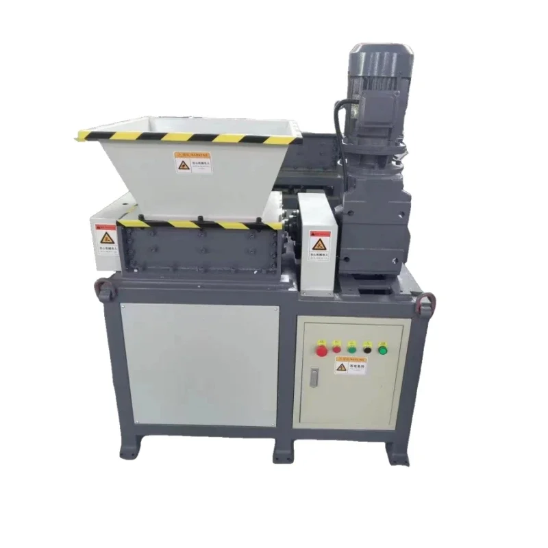 A convenient plastic crushing machine