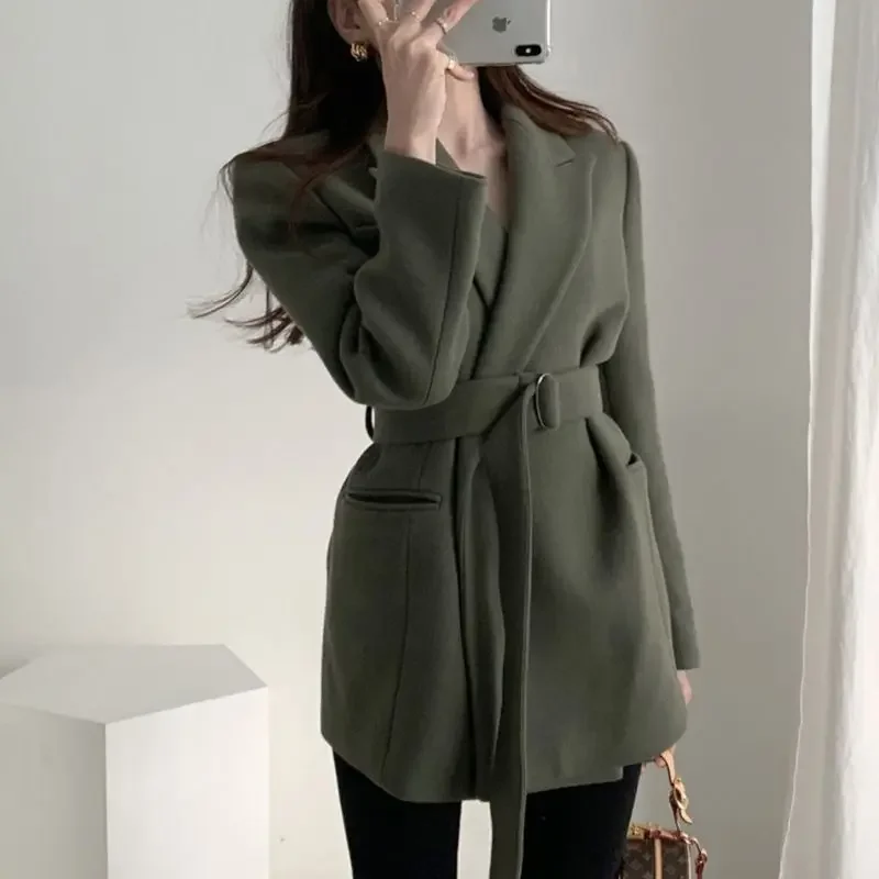 

Women's woolen blazer coat, mid-length, 2025 autumn and winter new style, tie-waist woolen coat, quilted and thickened version