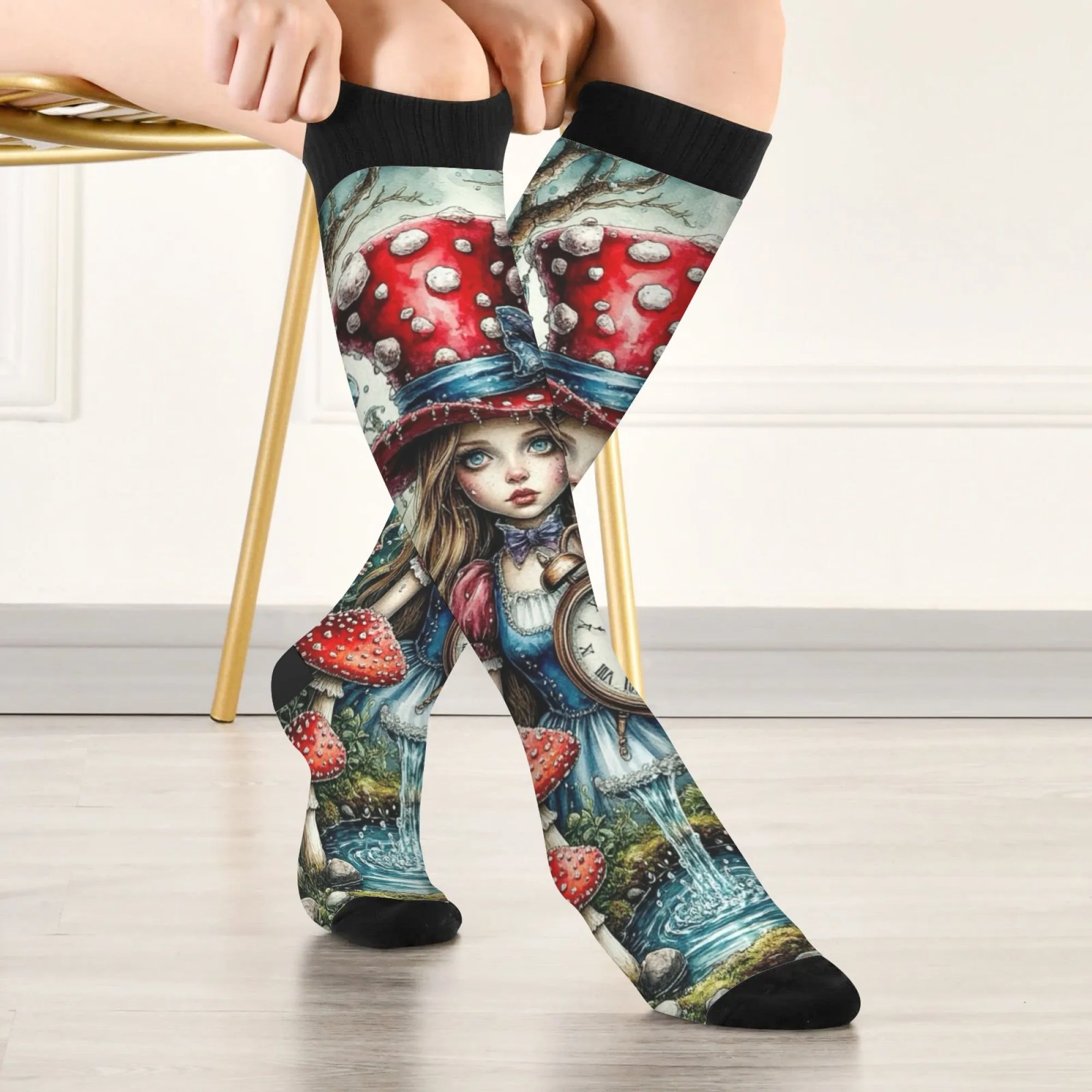 Eine Figur in einem pilzförmigen Hut. Socken im Retro-Stil, lässige Strümpfe, bequem, warm, atmungsaktiv, rutschfeste Socken, Unisex-Geschenk