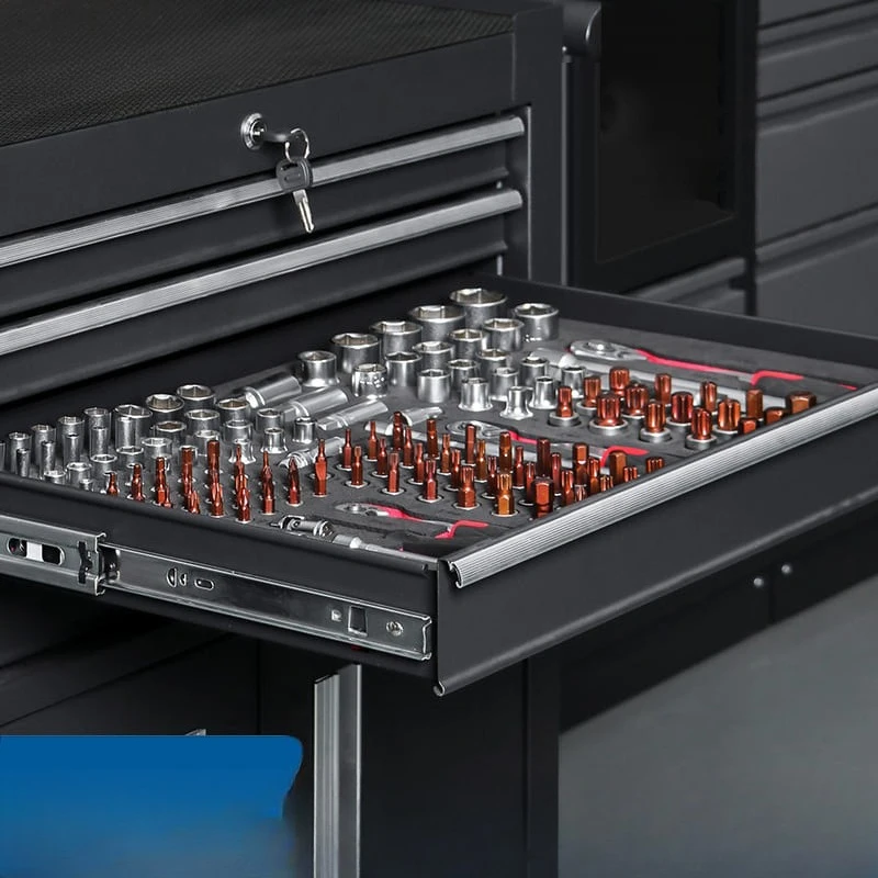 Hardware tool set for mobile tool cart with drawers