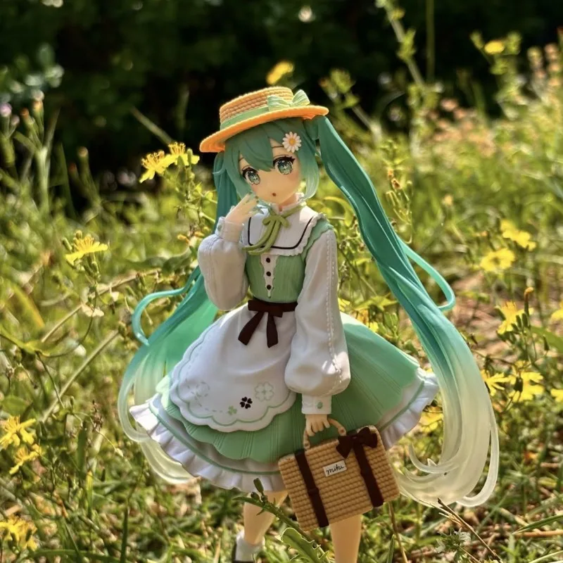 Hatsune Miku "Fashion" Series Country Prize Figure view 6