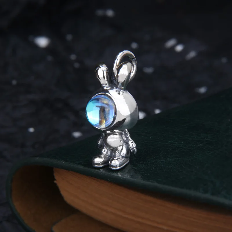 S925 sterling silver pendant cute rabbit astronaut punk style hip-hop pendant jewelry minimalist sweater chain jewelry