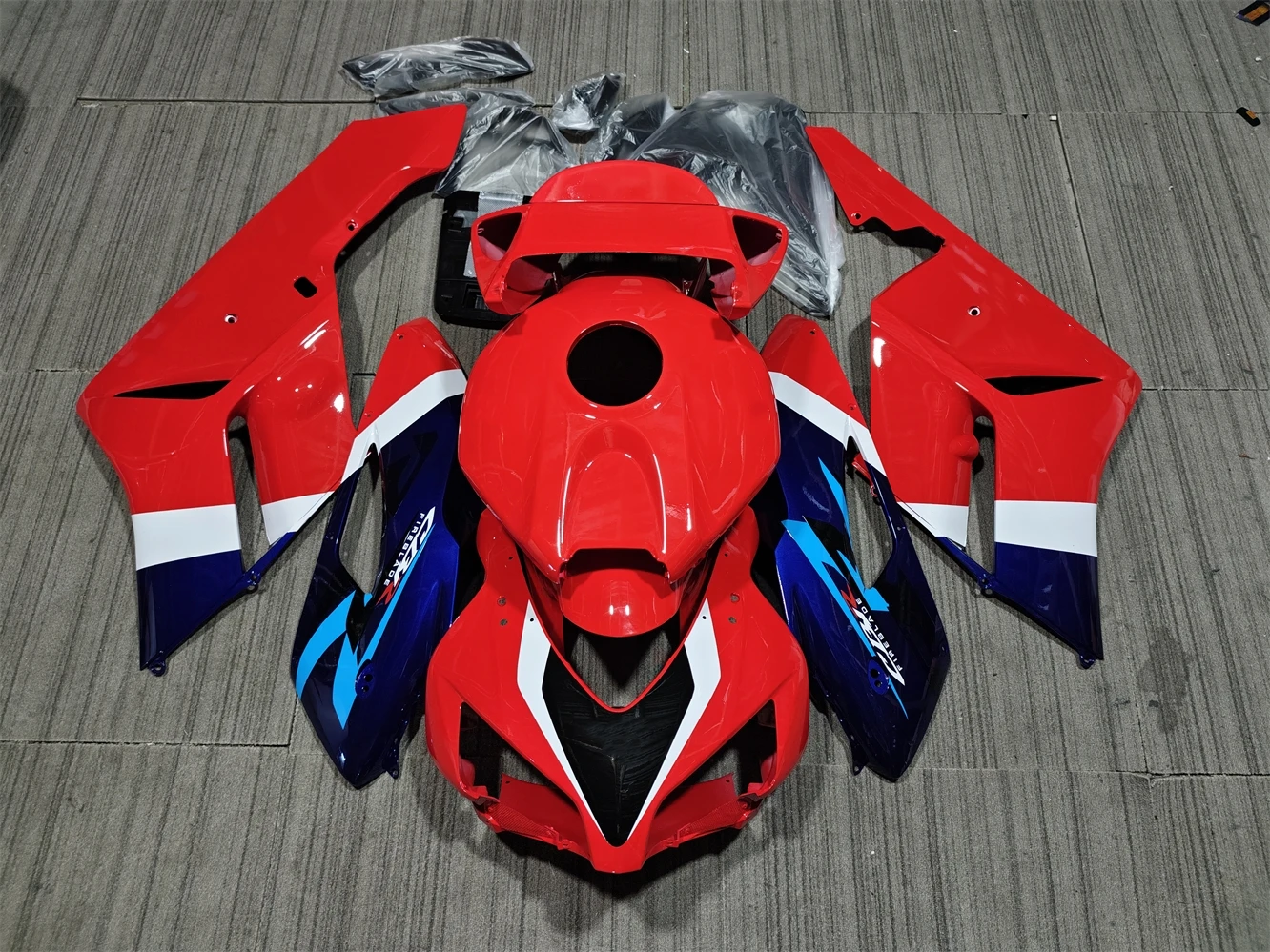 

New ABS Whole Motorcycle Fairings Kits For HONDA CBR1000RR CBR 1000RR CBR1000 RR REPSOL HRC 2004 2005 Injection Bodywork