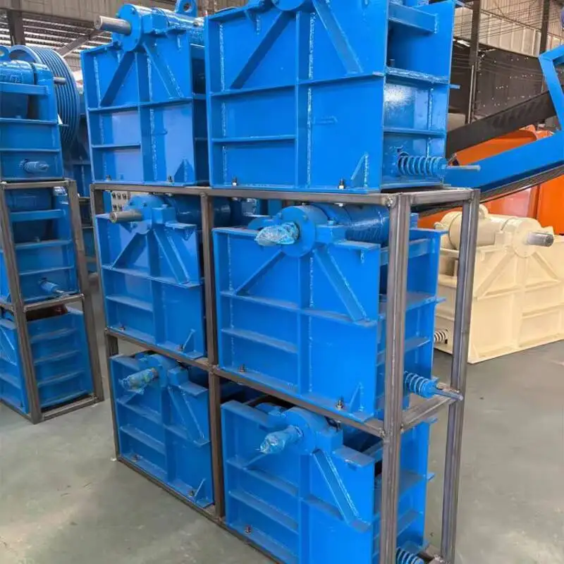 150*250 Hard Low Small Engine With Screen Jaw Stone Crusher Price