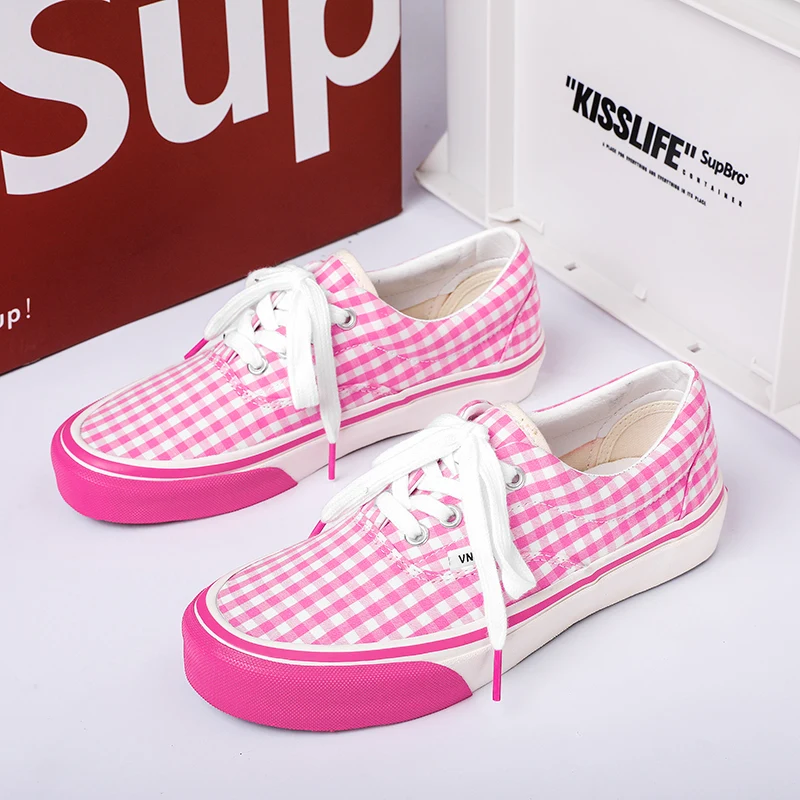 Women Vulcanize Shoes Fashion Pink Gingham Canvas Shoes Round Toe Flat Casual Sneakers Low Top Comfortable Skateboarding Shoes