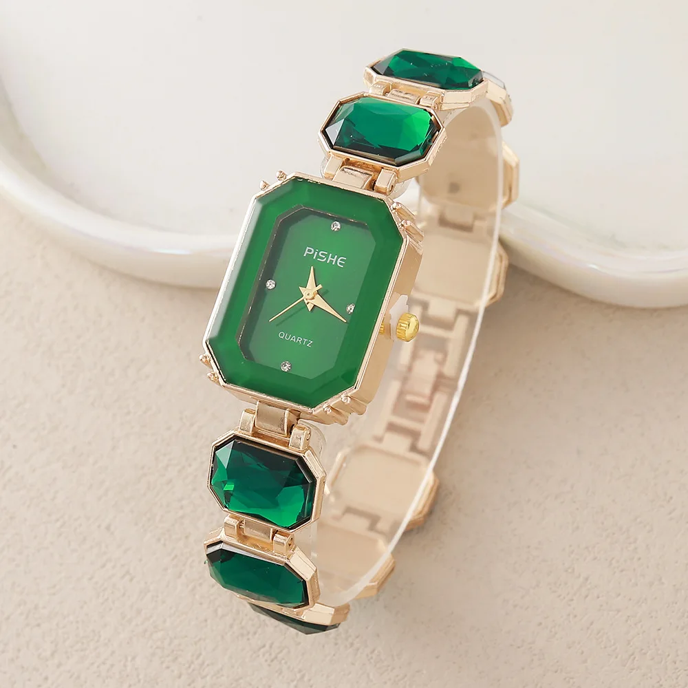 

Новая мода, маленький браслет ярких цветов с водяными бриллиантами и стеклом для внешней торговли, женские часы, квадратная стальная полоса с бриллиантами