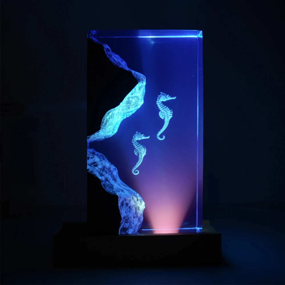 Seahorse Theme Organic Resin Light Creative Art Night Light Craft Decoration Ocean Animals Landscape Table Lamp USB Charge