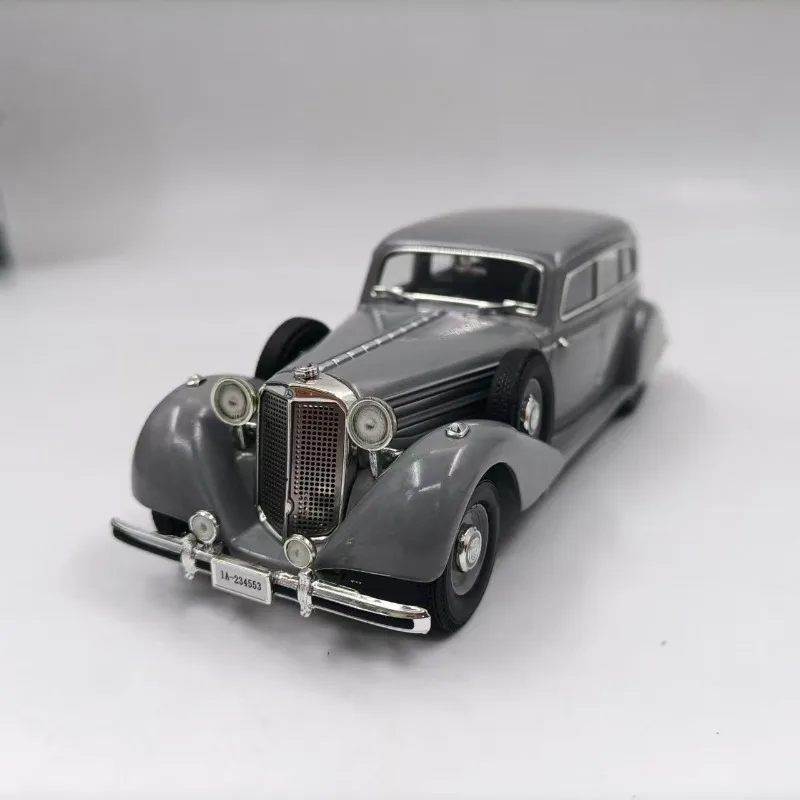 1:43 Simulated Alloy Static Classic Car Model,Collectible Finished Product,Ornament,Brand New with Packaging,Men's Birthday Gift