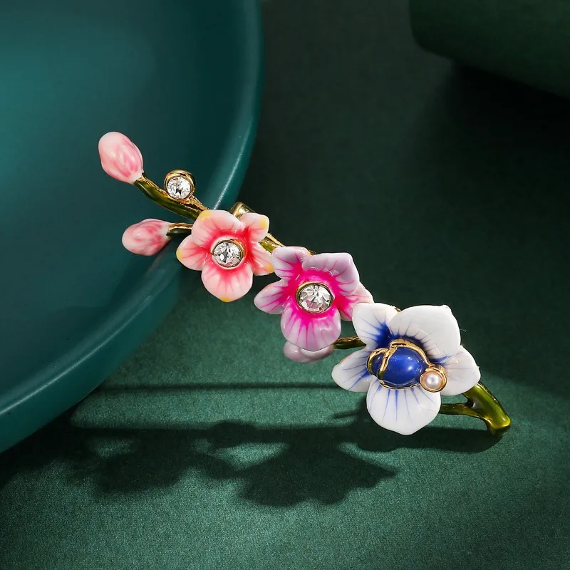 

Bohemia High Sense Fashion Accessories Hand Colored Glazed Glass Pearl Gemstone 3 Colors Orchid Bud Flower Brooches for Women