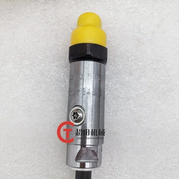 New170-5183 أجزاء حفارة فوهة حاقن الوقود 3304 3306 محرك حاقن الديزل 1705183