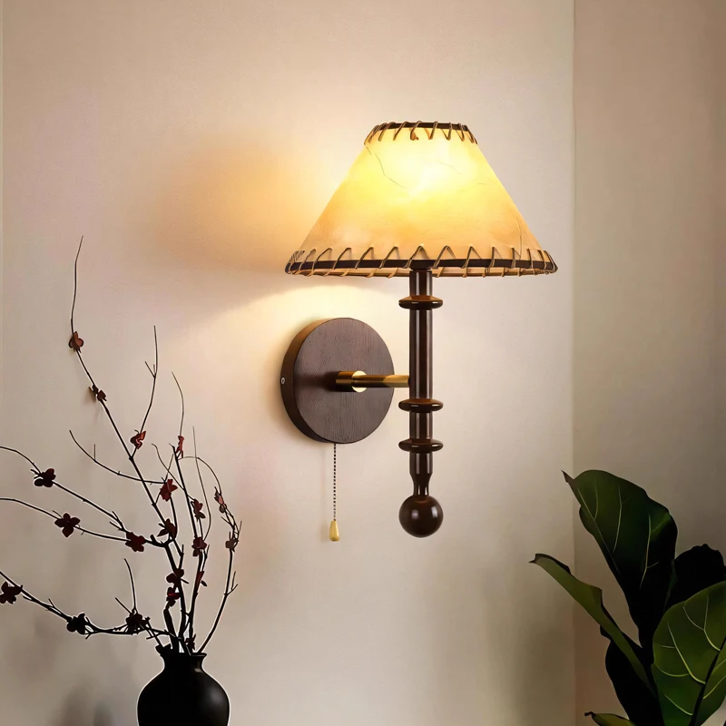 Retro Walnut Wall Lamp Vintage Wood Wall Sconce Bedroom Bathroom Mirror Lights Living Room Decoration Indoor Lighting Fixtures