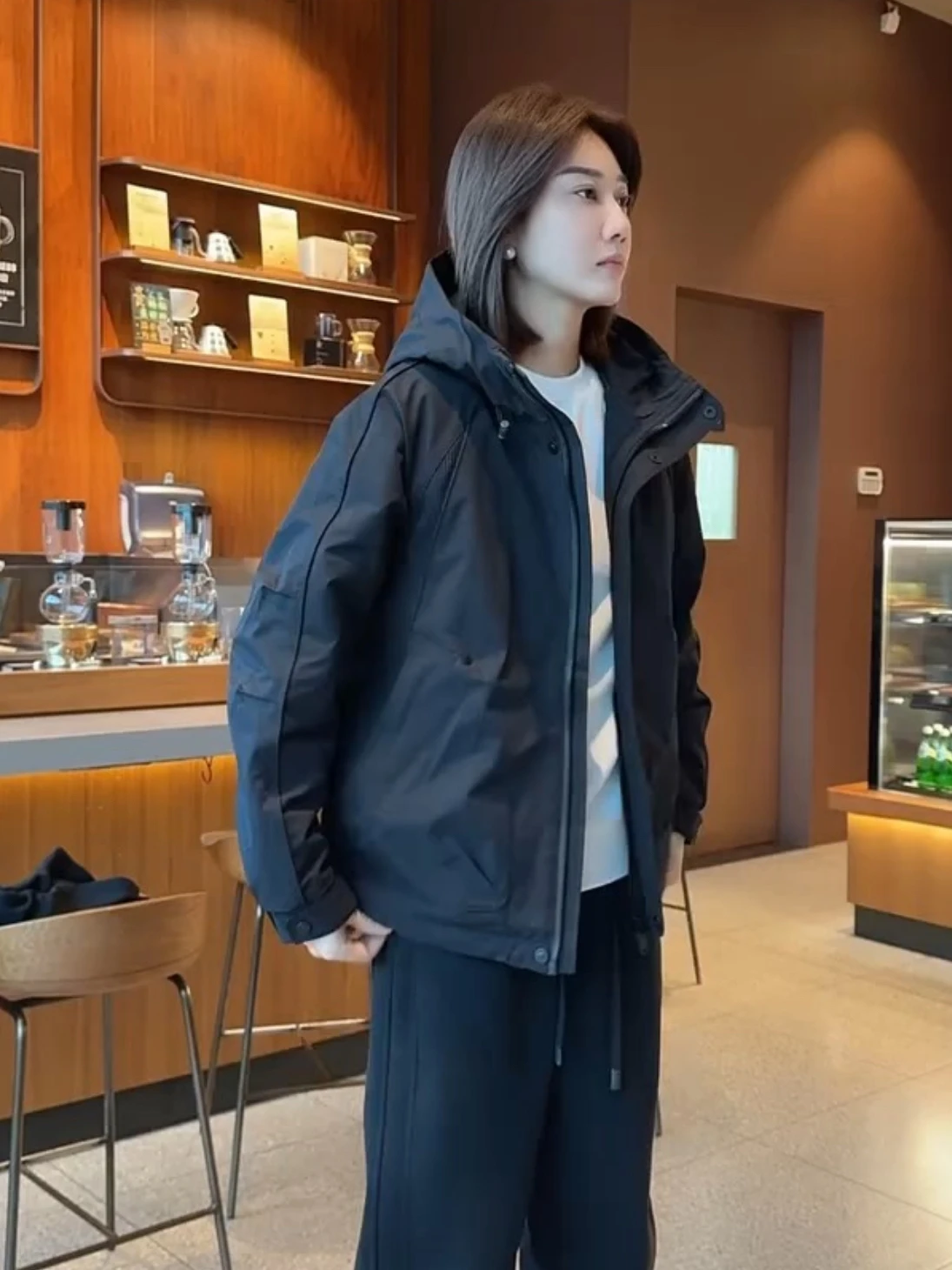 

Новая зимняя мужская тонкая хлопковая куртка с капюшоном: теплая, модная, в простом стиле, ветрозащитная, с двойной хлопковой подкладкой, повседневная, свободного кроя