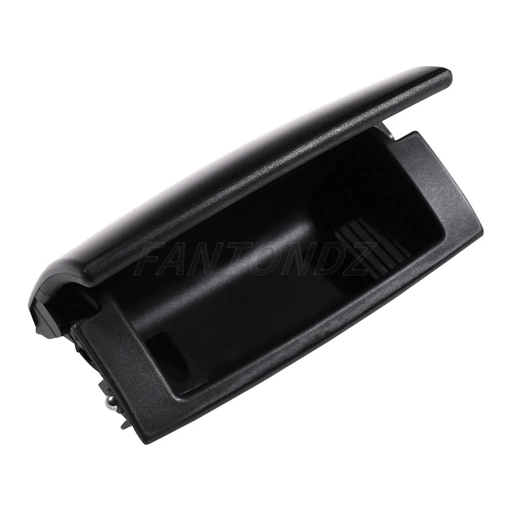 Abdeckkappe für Tabakgläser am hinteren Aschenbecher 8E 0857961 M Für Audi A4 B6 B7 2001-2008 Auto Mittelkonsole Aschenbecher Hinten 8E 0 857 961 M – Detail 3