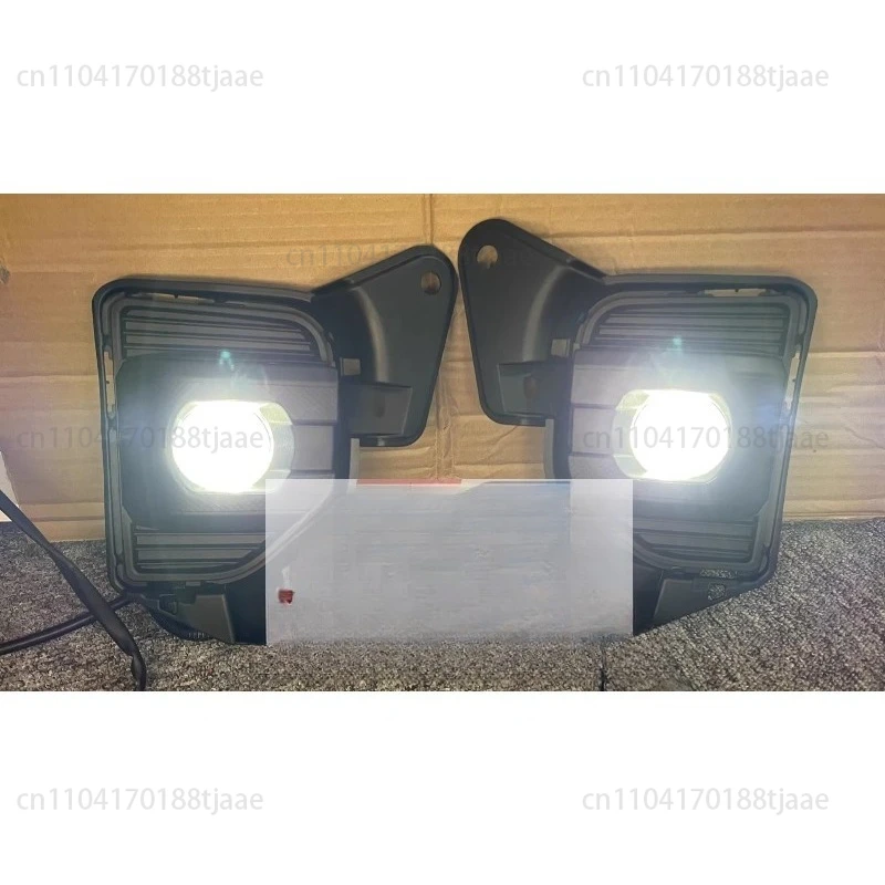 

Suitable for 14-19 years modified fog light type 4 LED front fog light spotlight assembly