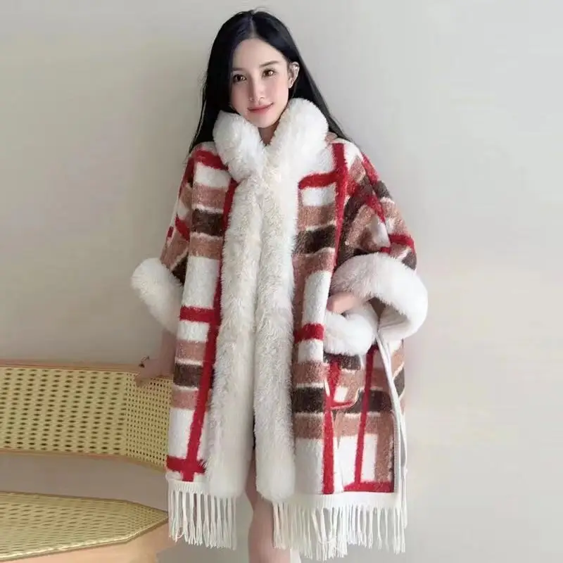 

Plaid Fake Lamb Fur Women Batwing Sleeves Long Poncho Cloak Winter Thick Velvet Out Streetwear Faux Woolen Overcoat With Hat