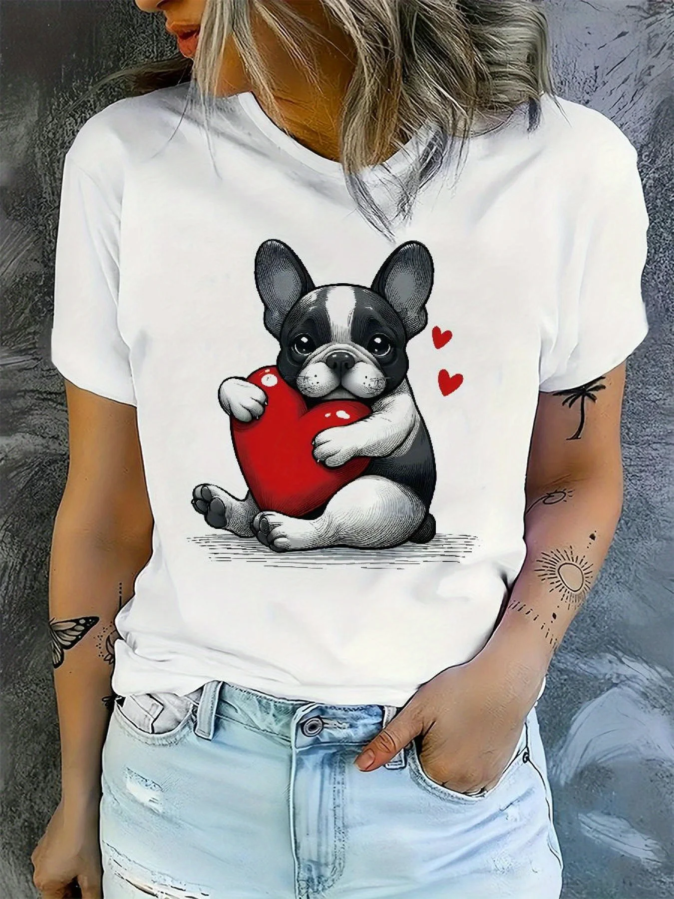 2023 Nieuw casual T-shirt met korte mouwen voor dames - schattige Franse Bulldog & harten grafische print, zwart T-shirt met ronde hals