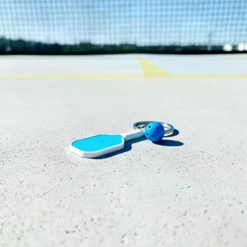 1Pcs Sporty Women's Key Holder Bag Pendant 3D Metal Pickleball Racket Keychain Couple's Best Friend Small Gift