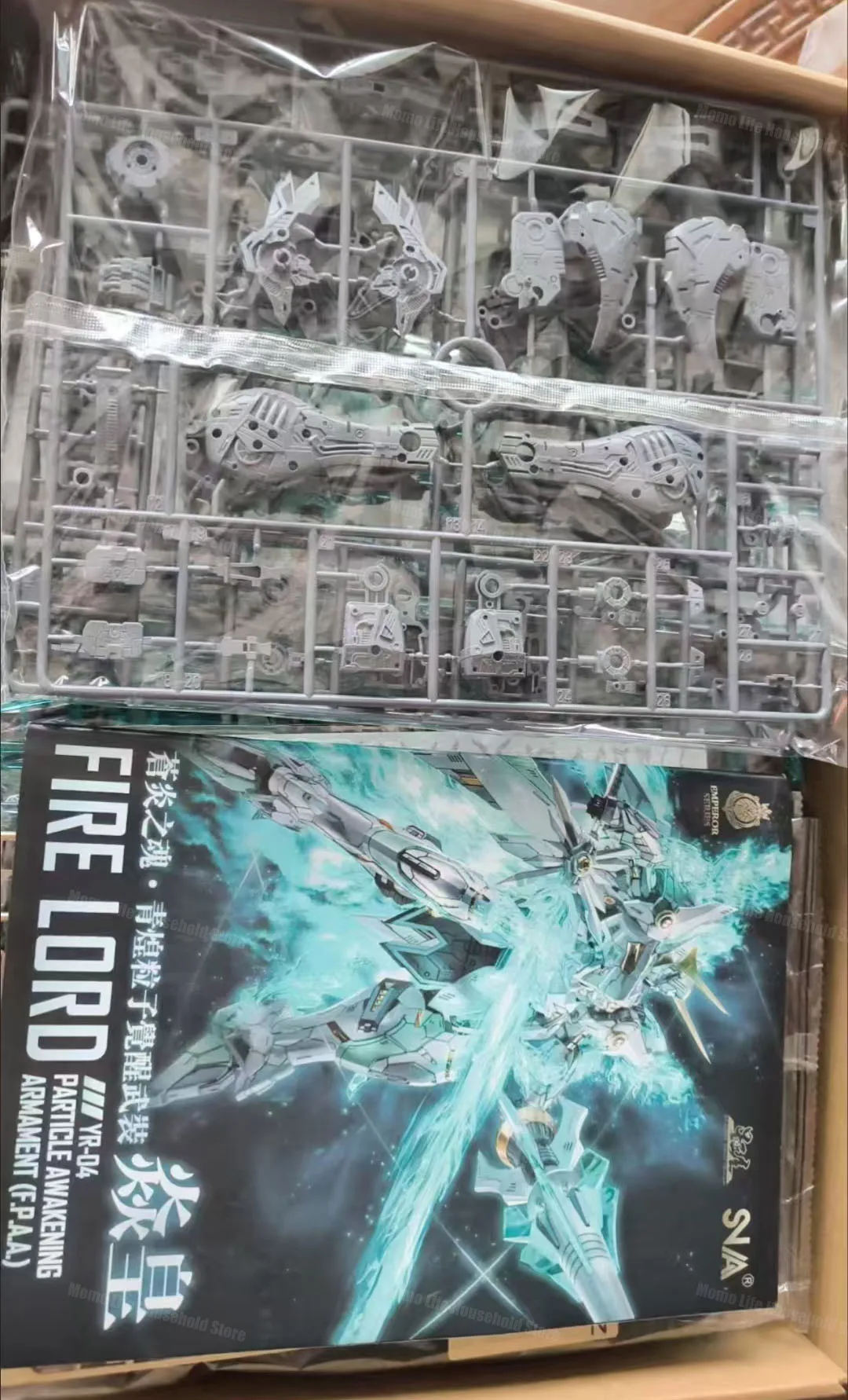 在庫あり SNAA モデル Mg1/100 YR-04 火災主アセンブリモデルキットプラスチックスケルトンアクションフィギュアロボットプラモデルギフトおもちゃ