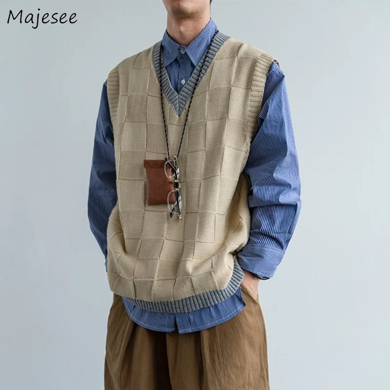 

Plaid Sweater Vest Men Knitted Loose Vintage Handsome Sleeveless All-match Japanese Style Soft Preppy Fashion Personality Hombre