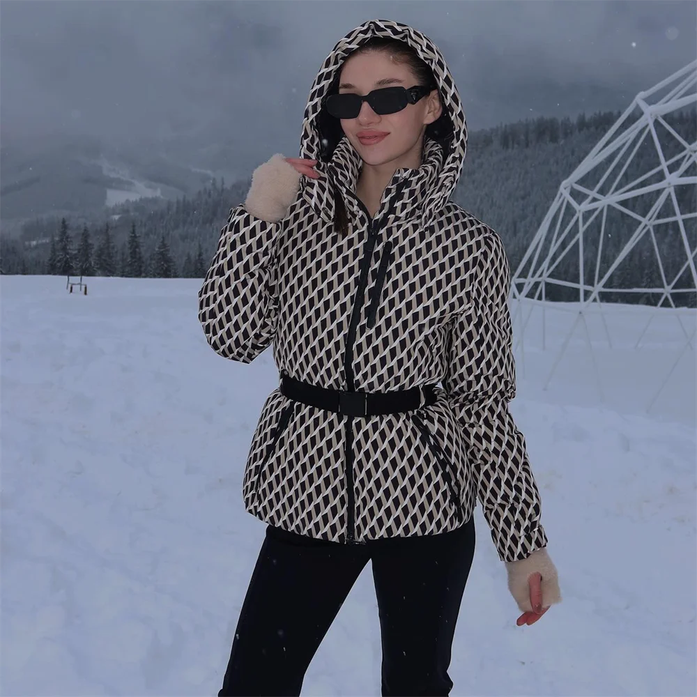 

BSK&TRAF new winter women's clothing is fashionable and versatile, with waist and slimming belt, ski series cotton jacket