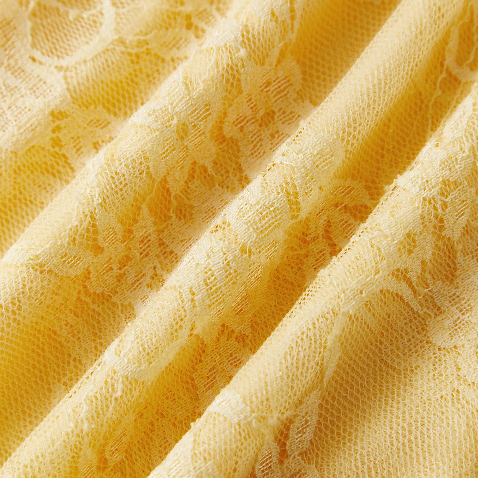 فستان نسائي صيفي بدون أكمام برقبة مربعة من الدانتيل بلون سادة وحاشية متدرجة فساتين قصيرة للحفلات والشاطئ على شكل حرف A