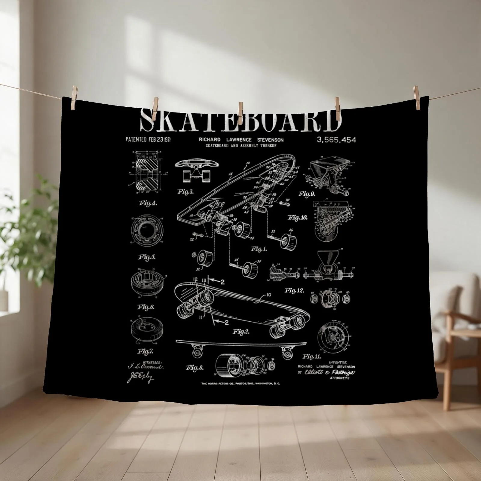 Skater Skateboard Skateboarding Vintage Patent Drawing Print White Throw Blanket Decorative Throw Sleeping Bag Furrys Blankets