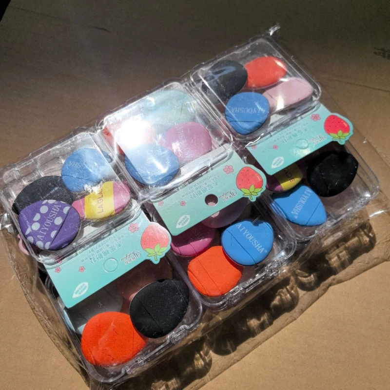 Zachte minimake-up poederdons Duimmengspons voor crème Foundation en concealer Gemakkelijk schoon te maken Beauty Essential