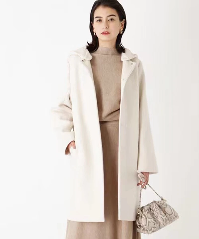 

Роскошное брендовое шерстяное пальто с трапециевидной этикеткой, новый простой тяжелый дизайн, маленькая шерстяная верхняя одежда для женщин