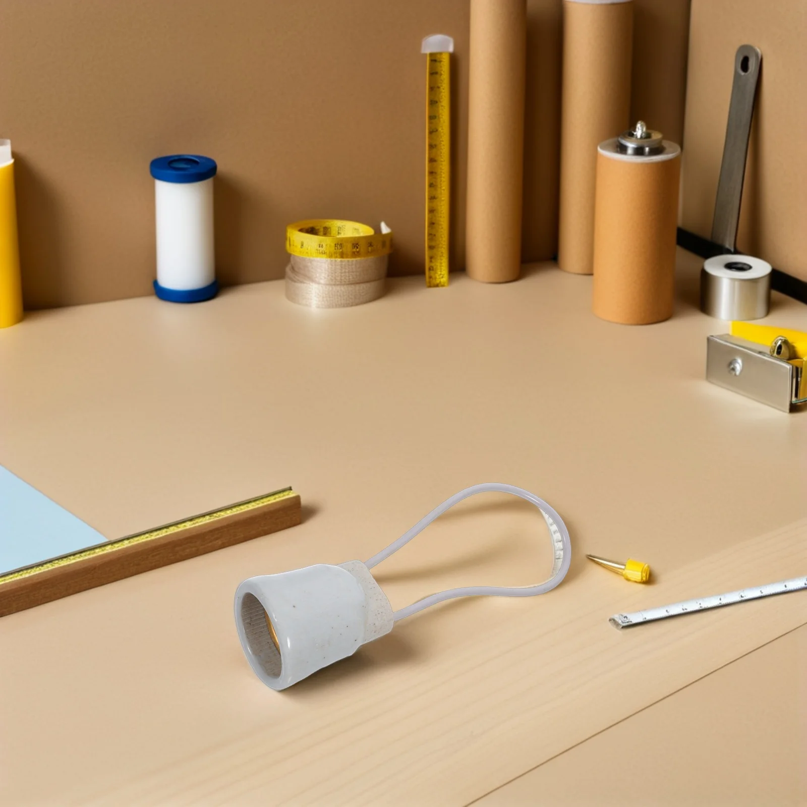 

Ceramic Waterproof Light Socket E27 Screw Base Fully Sealed Rainproof Lamp Holder for Hanging Bulbs Home Farm Use Porcelain Lamp