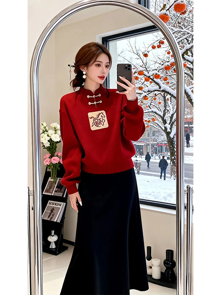 เสื้อไหมพรมปักลายตรุษจีนสีแดง ปักปีใหม่ กระดุมปักลาย อบอุ่น เหมาะสำหรับฤดูหนาว เสื้อแฟชั่นผู้หญิง