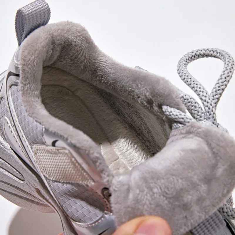 أحذية شتوية للأطفال بمقدمة واسعة مع إضافة أحذية كاجوال من القطن العازل المخملي للأولاد مضادة للانزلاق أحذية جري للتدريب للفتيات #4