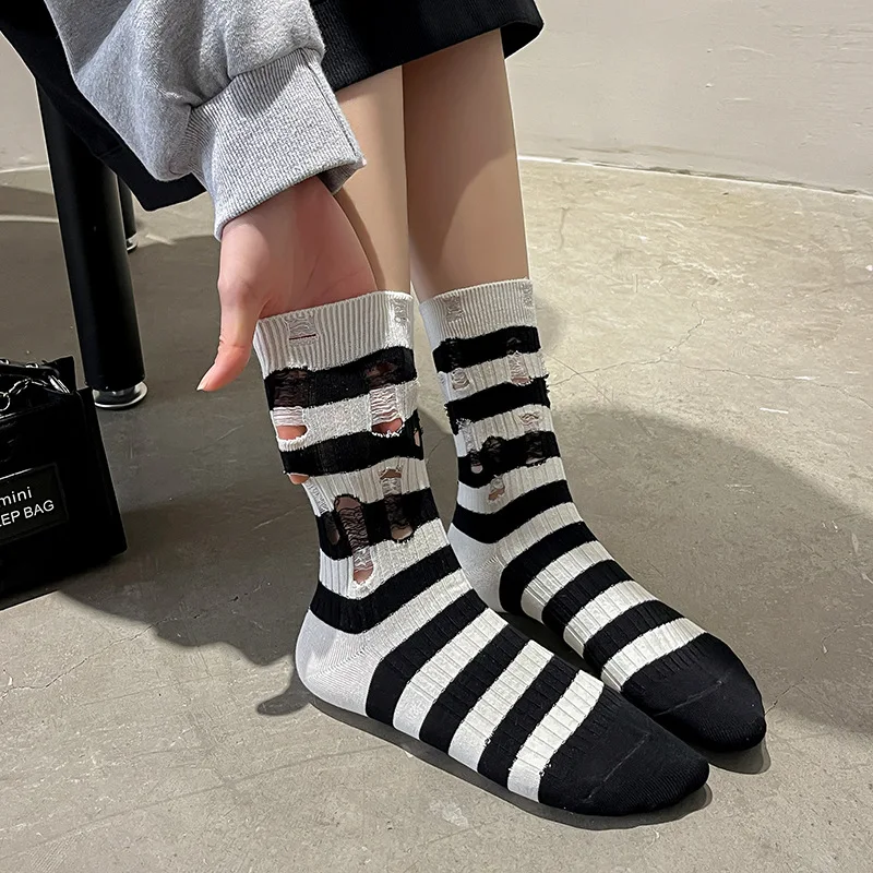 Black Striped Ripped Socks Women\'s Mid-tube Socks Spring and Summer New Double Needle Beggar Net Infrared Wear Women\'s Socks