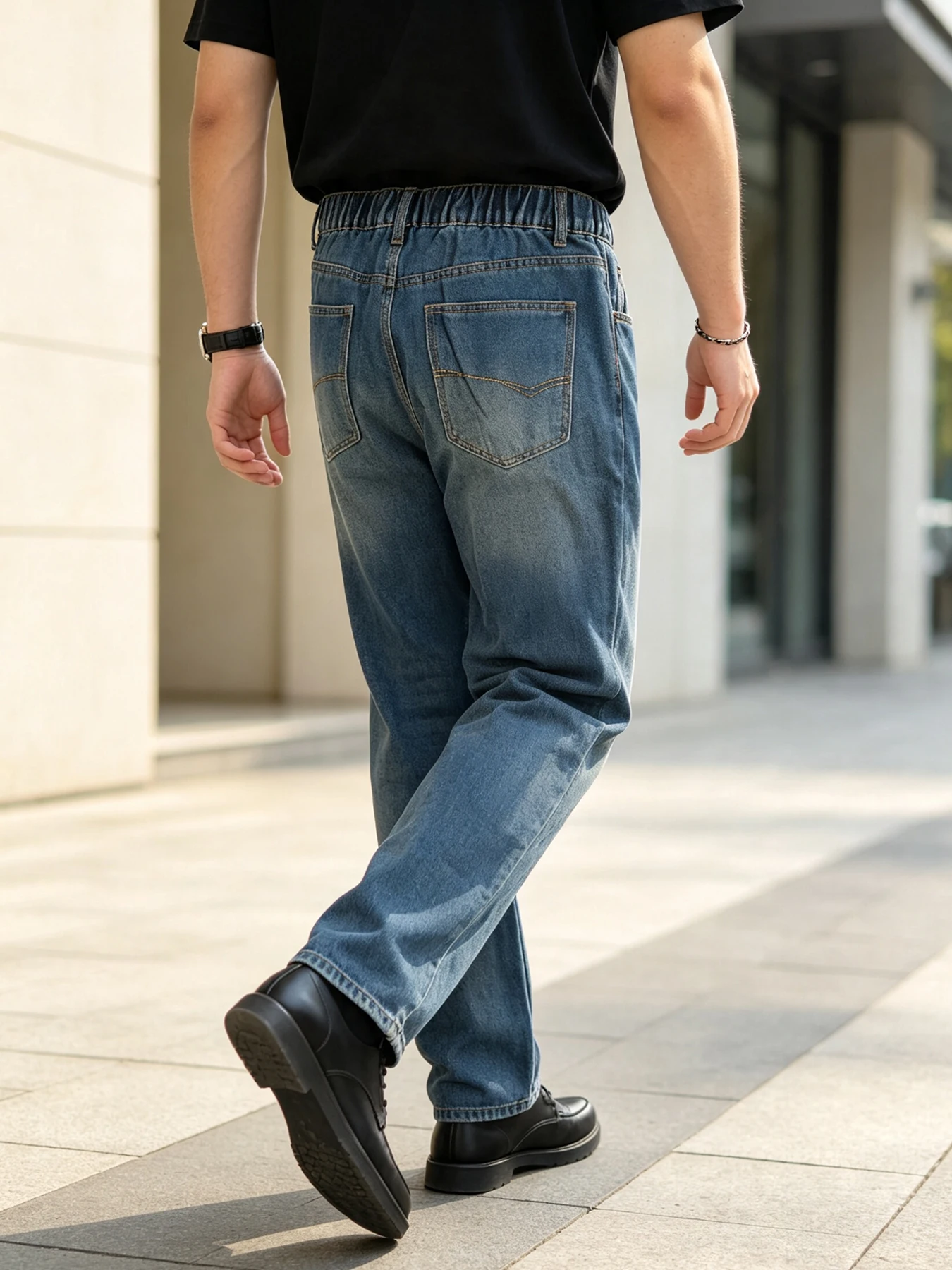 Men's Washed Blue Ripped Wide-Leg Jeans, Loose Drape Fit, Suitable for Japanese Cityboy Lazy Everyday Style
