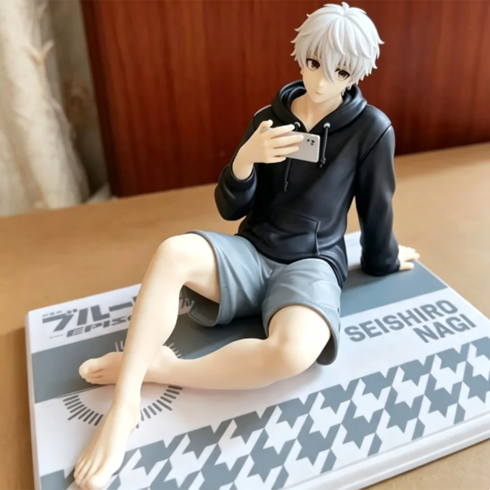 Anime-Figur Nagi Seishiro Sitzend PVC Sammlermodell Actionfigur Kinderpuppe Spielzeug Geschenk