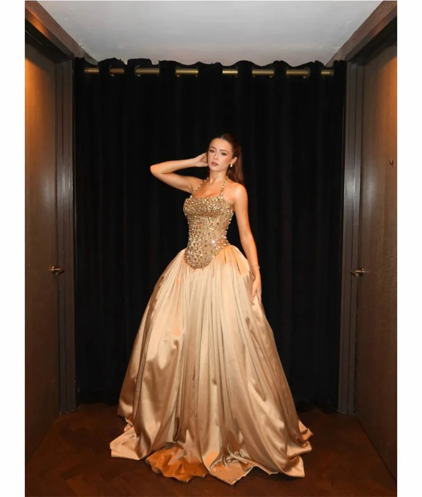 

Lzhk Customized Luxury Satin A-Line Crystal Evening Dress Graceful Halter Sleeveless Floor Length Prom Gowns Custom Size