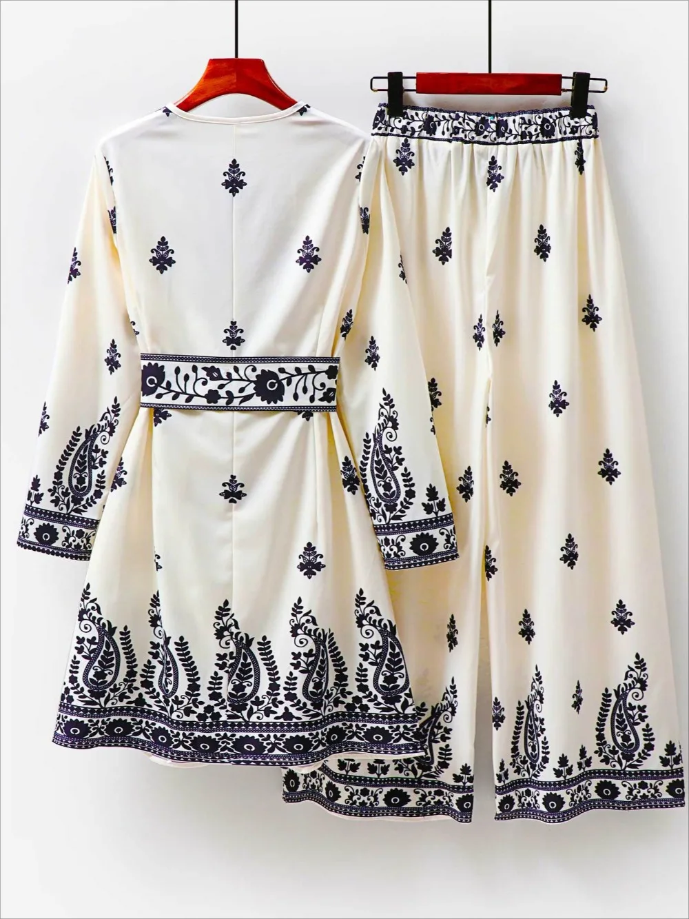 دبي مسلم 2 قطعة مجموعة المرأة طباعة بلوزة مع بنطال ذو قصة أرجل واسعة دعوى المغرب Musulman فرقة ملابس نسائية عربية غير رسمية