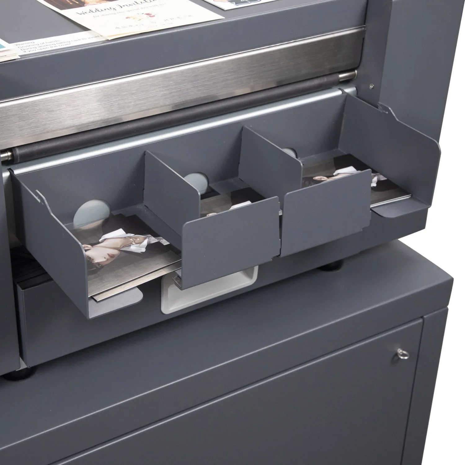 Clock in machine/card cutting machine