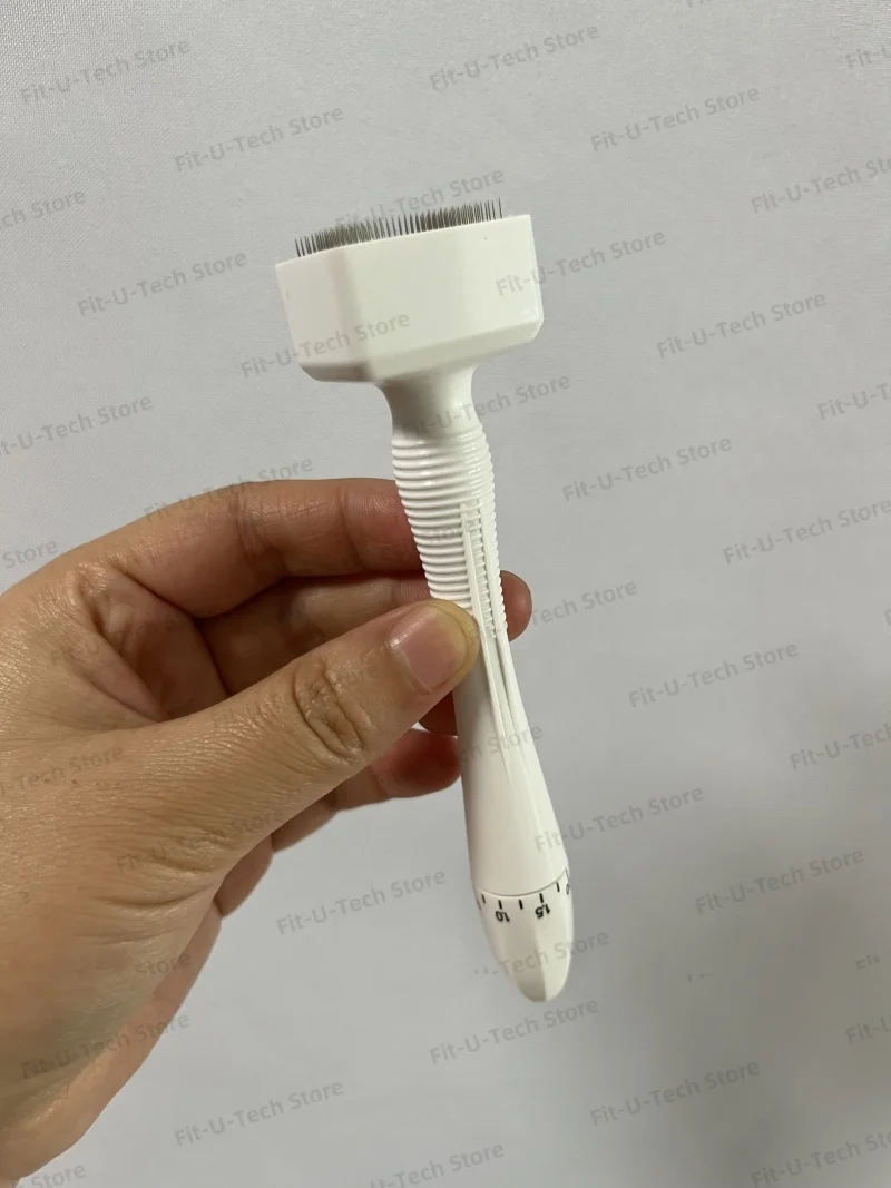 140-Needle Titanium Derma Stamp Face Roller