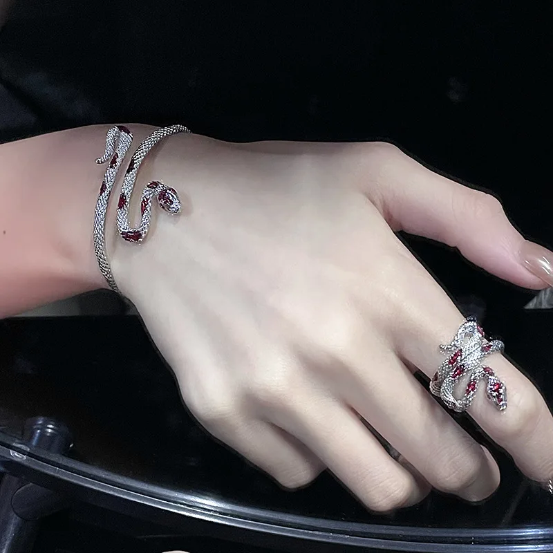 Fashion Red Enamel Drip Oil Snake Shape Bracelet Ring Set For Women Classic Rhinestone Bracelet Office Party Luxury Jewelry Gift