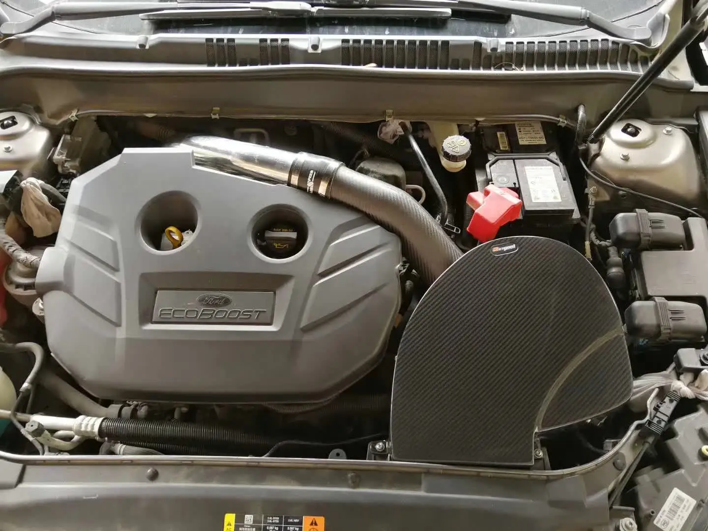 Airspeed Brand Fully Meet the Out Put of More Horsepower 100% Dry Carbon Fiber Cold Air Intake System For Ford Mondeo 2.0T