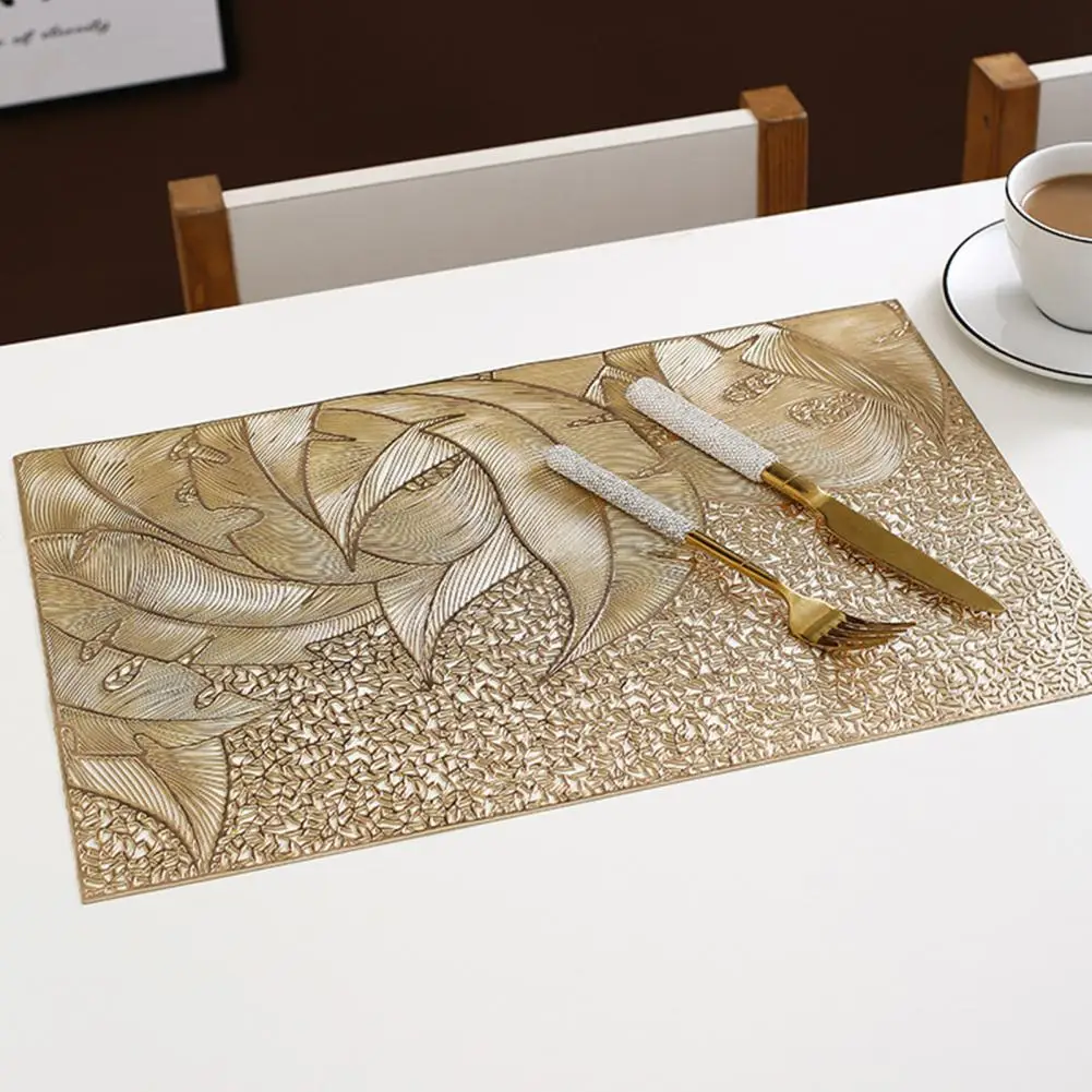 Placemats Gold Metallic Hollow Out Rectangle Heat Resistant PVC Dinning Pad Anti-Scalding Long-lasting Simple Design Table Mat