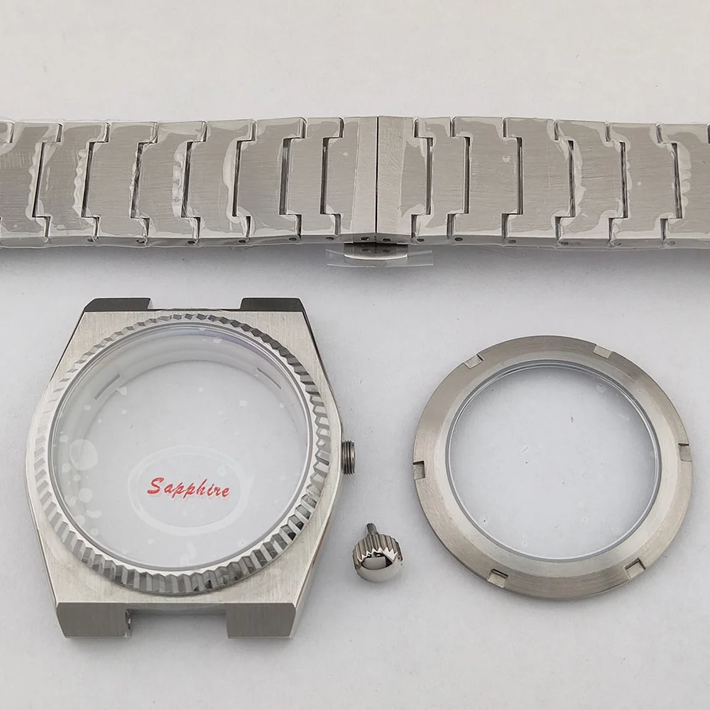 Cassa NH35 da 39,6 mm cassa in vetro zaffiro in acciaio inossidabile argento e cinturino adatto per accessori per cassa dell'orologio con movimento automatico NH35NH36