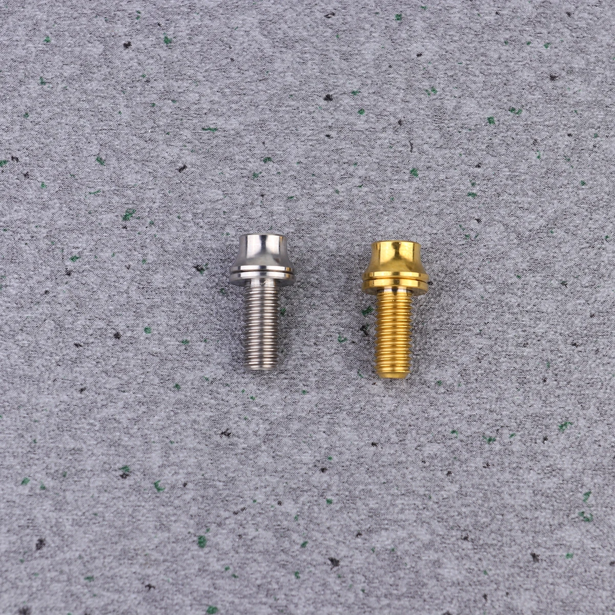 

2 PCS Bottle Cage Screw Bike Aluminum Alloy Titanium Handle Riser Water Holder for