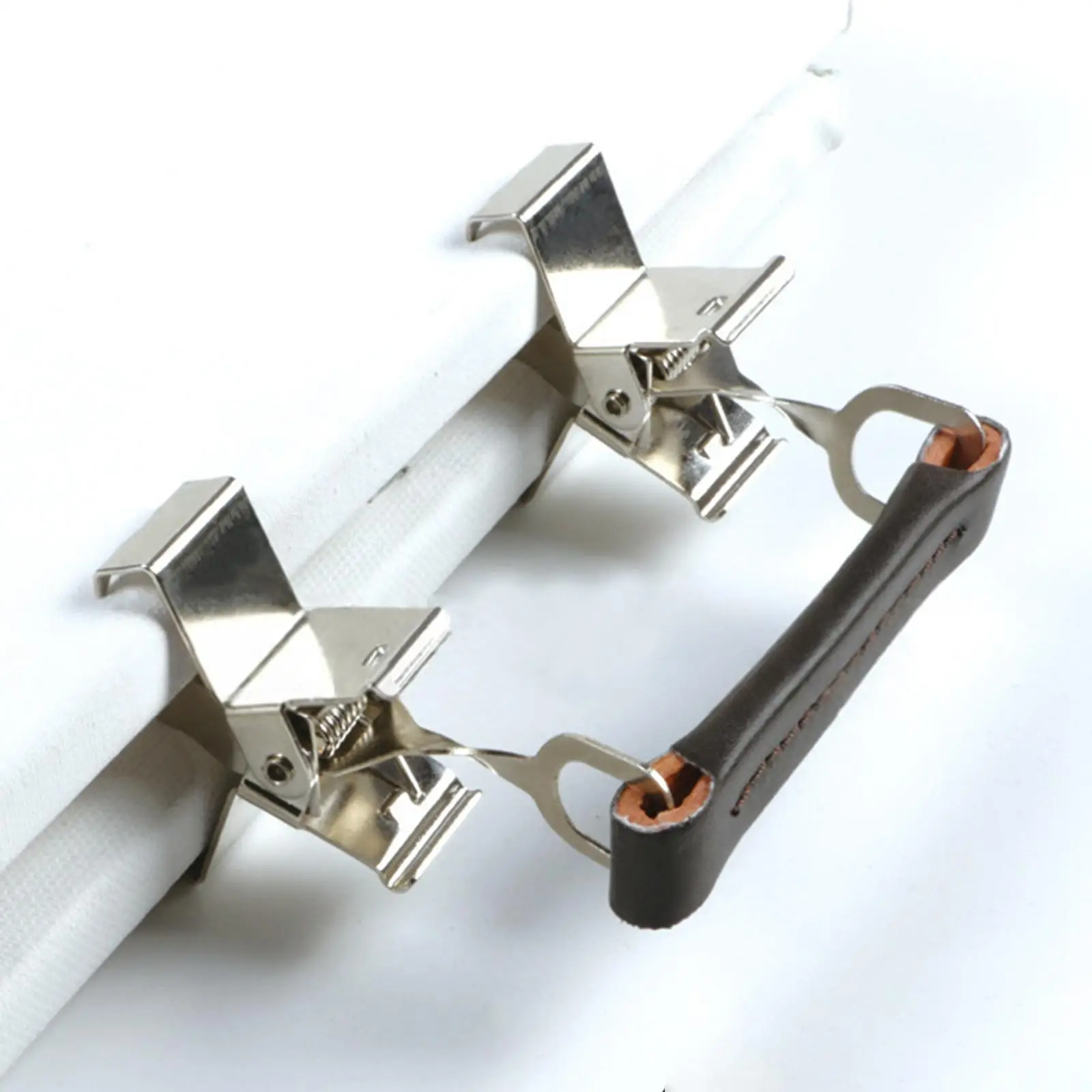 

Metal Wet Canvas Clip Lightweight Canvas Separating Carrier Clip for Outdoor Indoor Artists Beginners Classroom Professionals